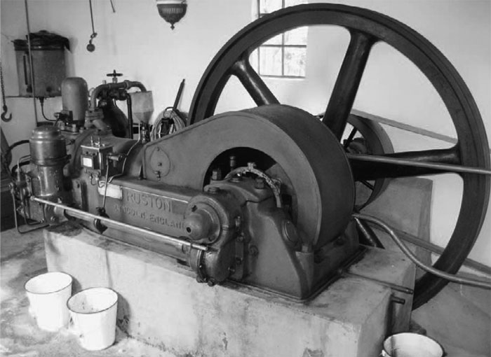 den_gamle_motor_3